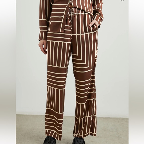 Rails 2PC Set - Picture 4 of 4